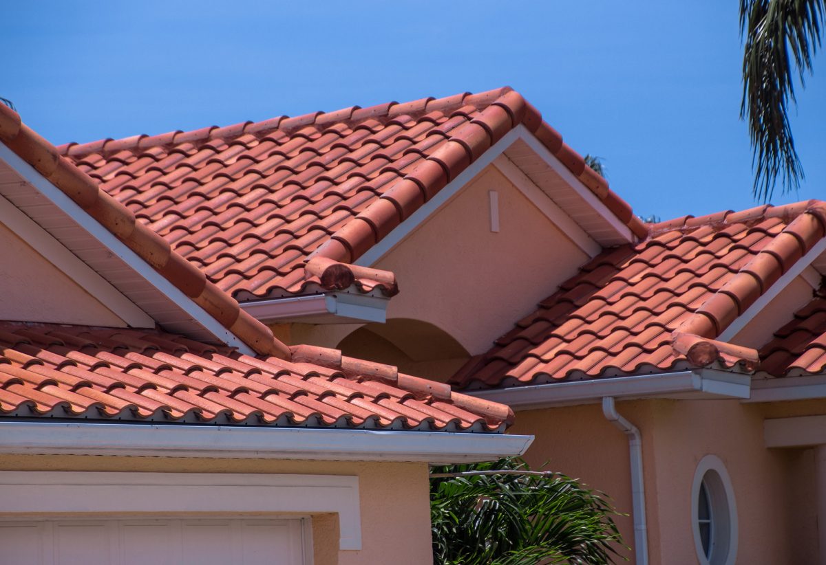 Tile-Roof-1200x822.jpg